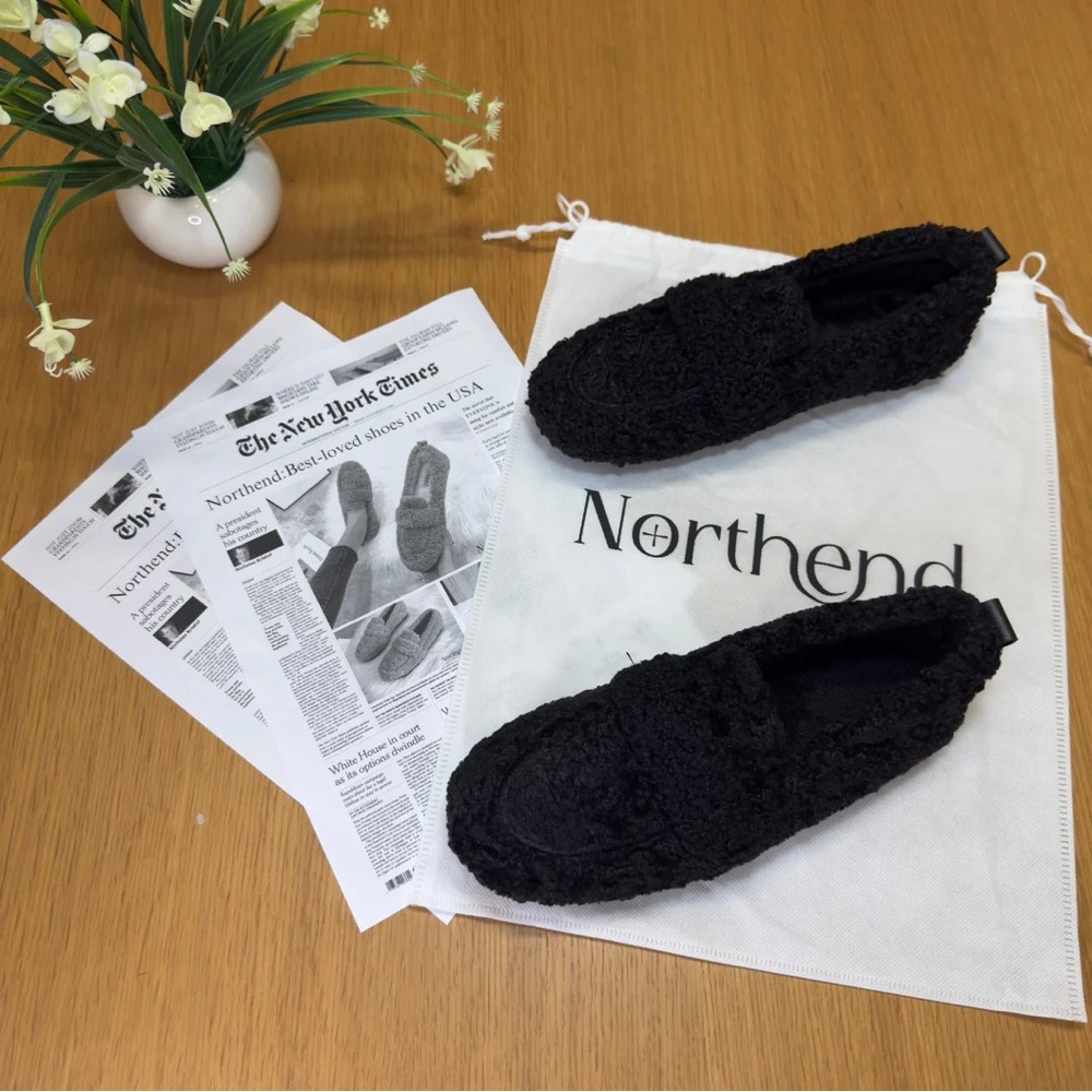 NEW Northend Shop Ariella Comfy Loafers in Black